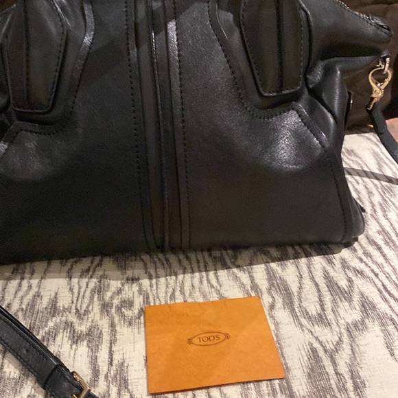 Tod’s DD bag toppe convertible satchel/crossbody purse in black leather - Picture 2 of 10